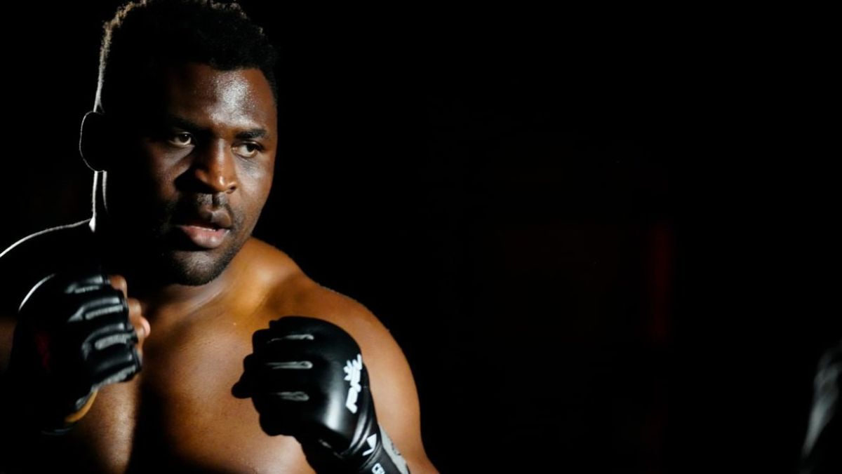 UFC экс-чемпионы Фрэнсис Нганну мотоциклмен адам қағып өлтірді