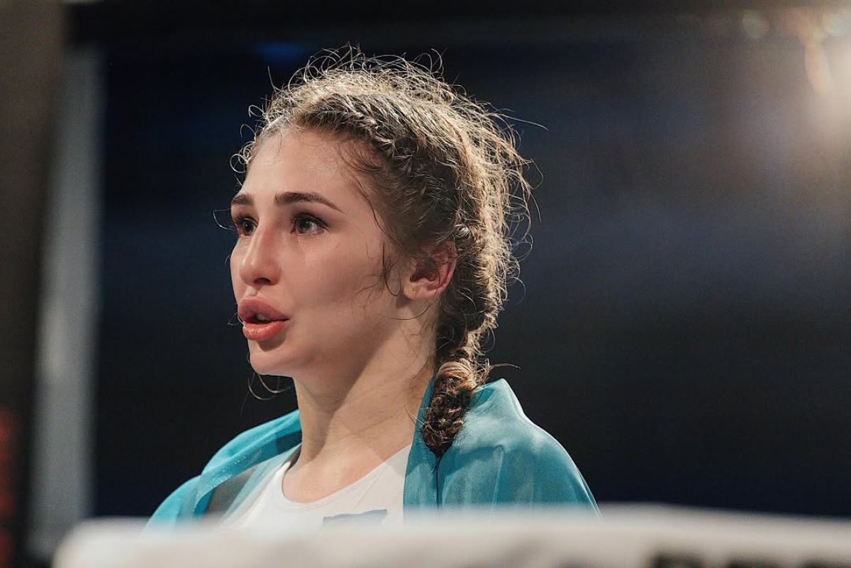 Ангелина Лукас чемпиондық белбеуін Қазақстанда қорғамақшы