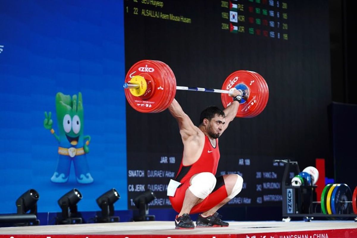 Өзбекстандық Олимпиада чемпионы Азия біріншілігінде екінші рет топ жарды
