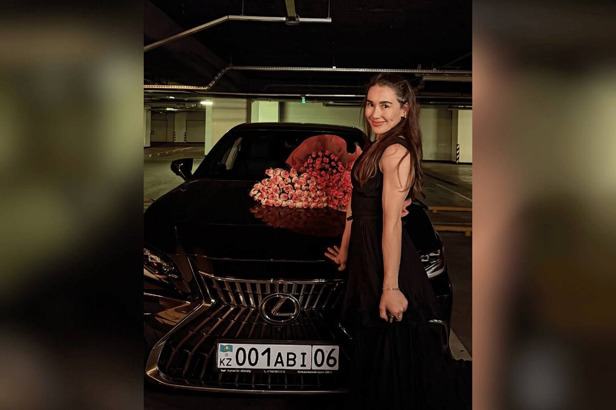 Абиба Әбужақынова автокөлігіне ерекше номер тақты