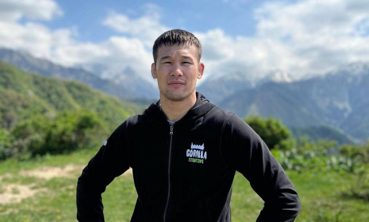 Шавкат Рахмонов Абу-Дабиға кеткенде әйелі мен баласы жол апатына ұшырады