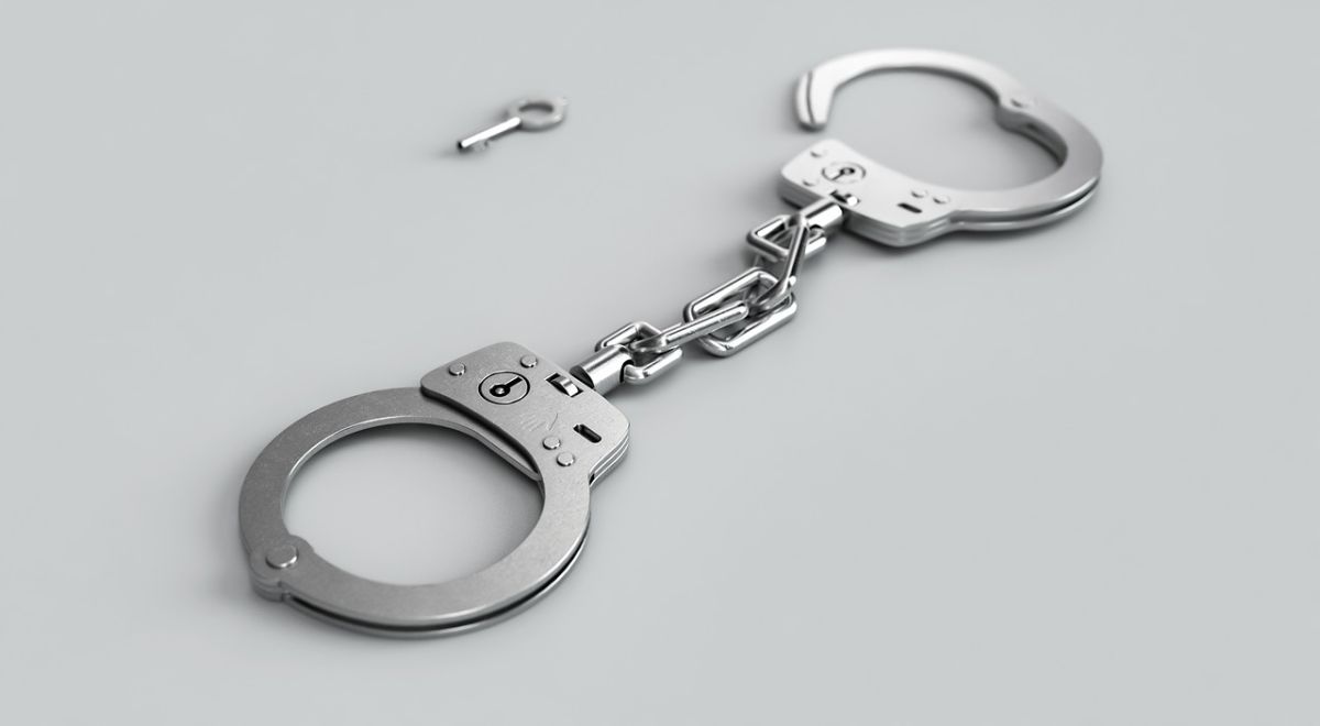 СҚО-да «діни алауыздықты қоздырды» деп айыпталған бапкер 6 жылға сотталды
