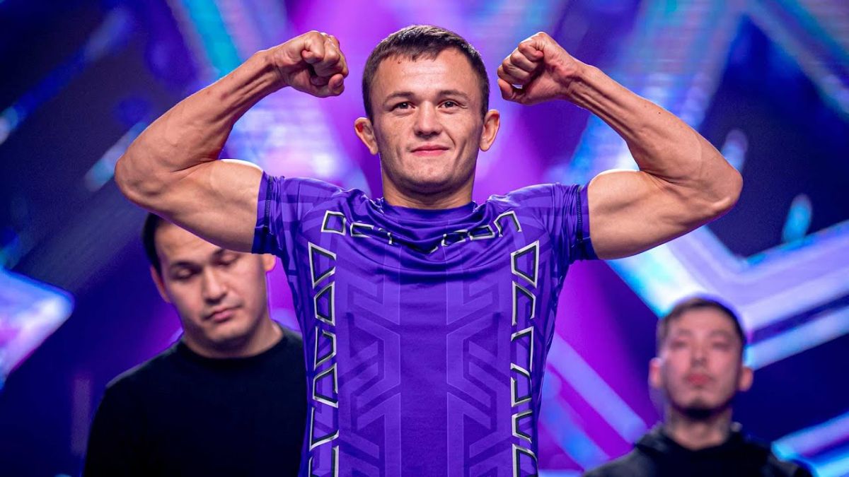 Ресми: Бекзат Алмахан UFC-де Топуриямен жекпе-жекке шығады