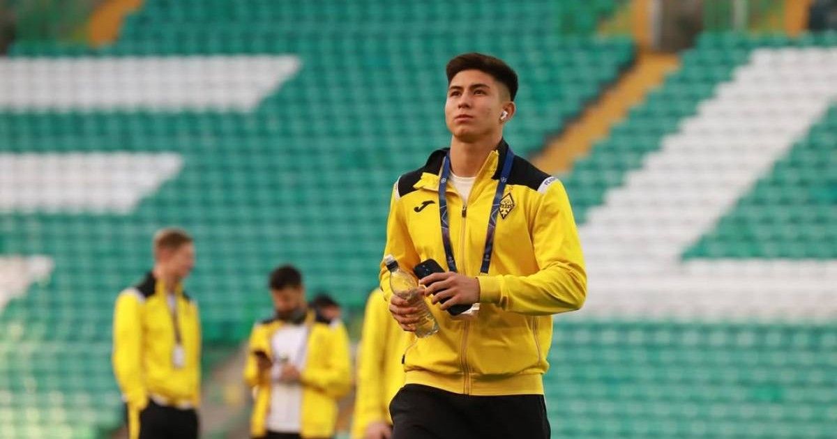 Жанкүйерлер Дастан Сатпаевты Англияның аңызына теңеді