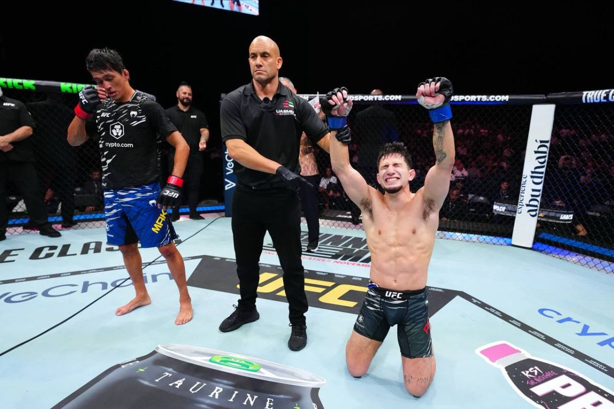 Азат Мақсұм UFC-дегі кезекті жекпе-жегінде жеңілді
