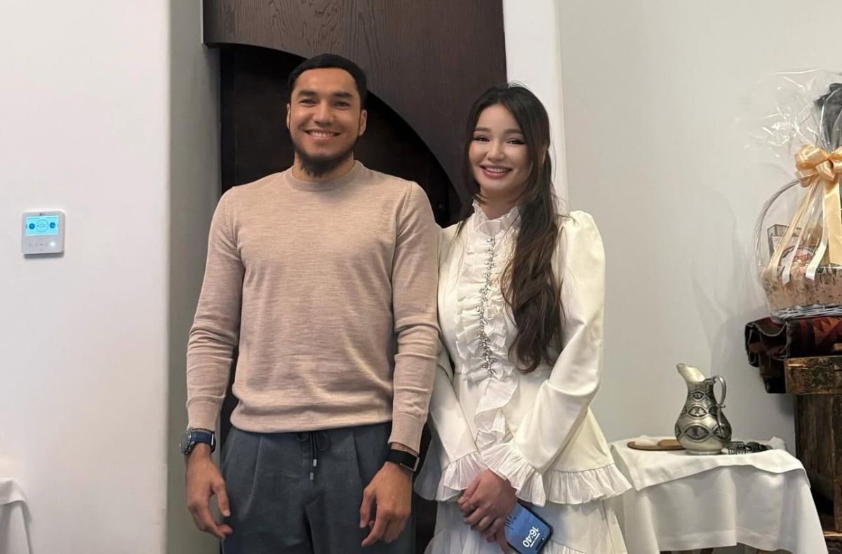 Боксшы Дулат Бекбауов сүйіктісіне ұсыныс жасады