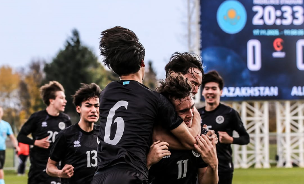Еуропа чемпионатына іріктеу: Қазақстан жасөспірімдері алғаш рет топтан шықты