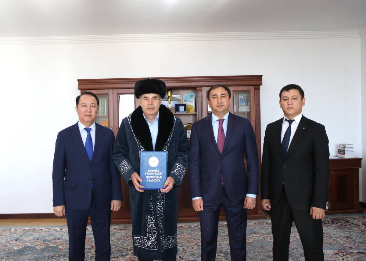 Қызылорданың «Қайсары» бас бапкер Виктор Кумыковпен қоштасты