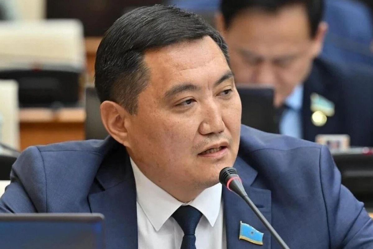 «Букмекерлік кеңселер тапқан 3,9 трлн теңгенің 80 пайызы Ресейге кетіп жатыр». Бақытжан Базарбек дабыл қақты