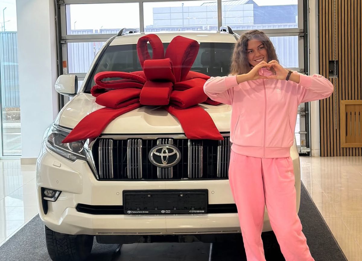 Әлем чемпионы атанған Наталья Богданова қымбат көлік сатып алды