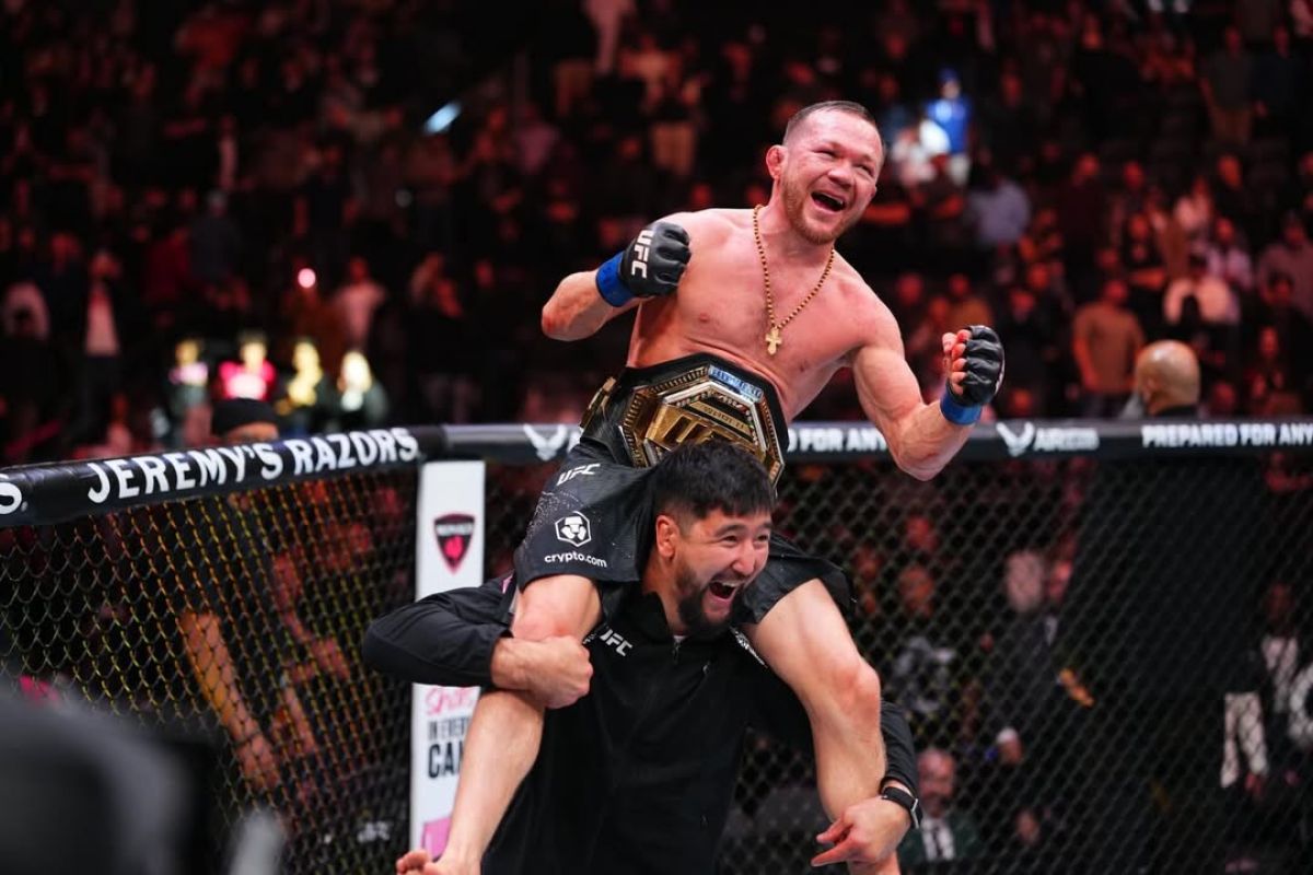 UFC-де сенсация: Петр Ян Двалишвилиді жеңіп, чемпиондық белбеуін қайтарып алды