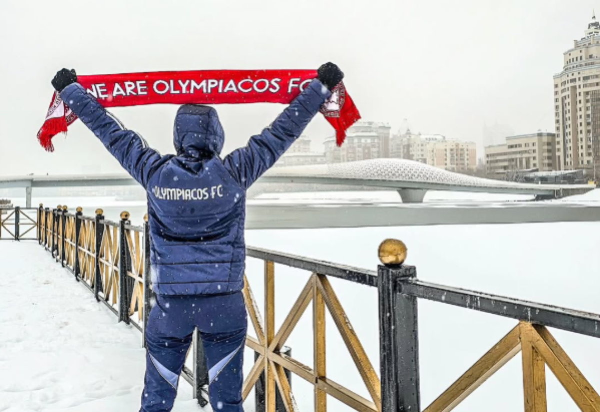 «Олимпиакос» футболшылары Астанаға келді