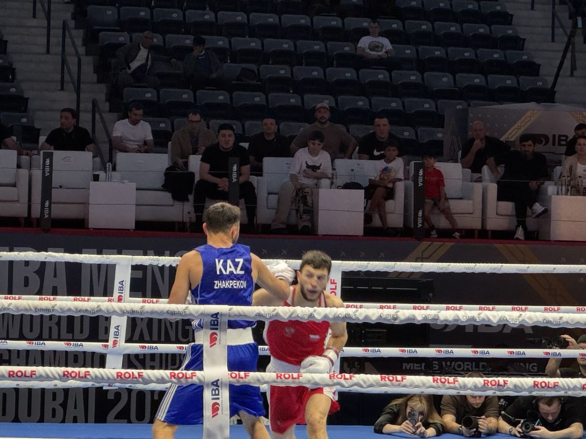 Қарсыласын нокдаунға түсірген Жақпековке жеңісті бермеді