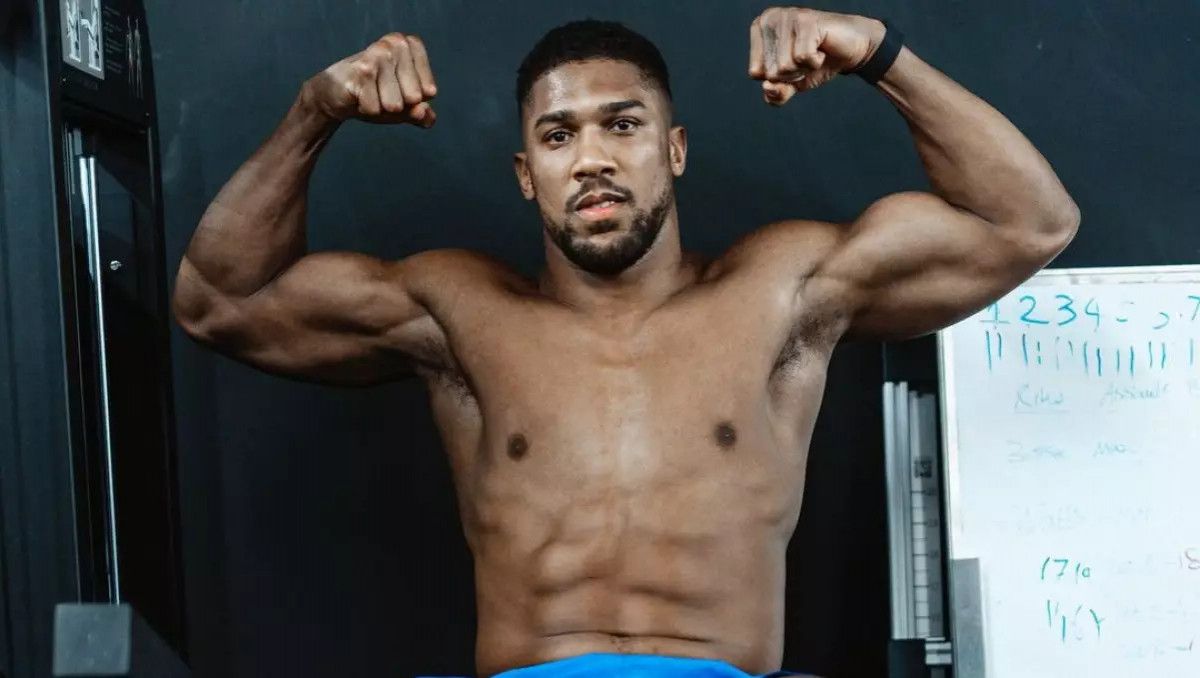 Екі адам қайтыс болған жол апаты: Энтони Джошуаның жағдайы белгілі болды