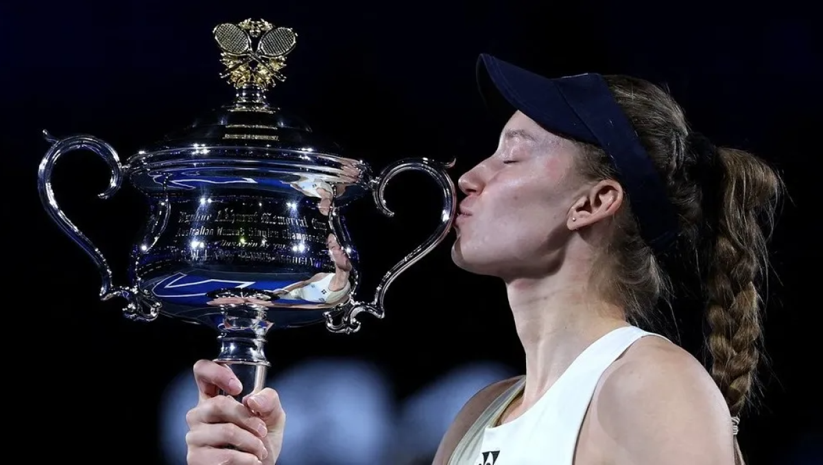 Елена Рыбакина әлемнің үшінші ракеткасы атанды