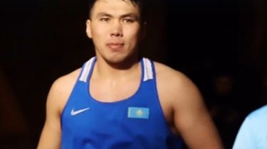 Бакудегі турнирде қазақ боксшысы әзірбайжандық қарсыласын қуып жүріп ұрса да жеңіліп қалды