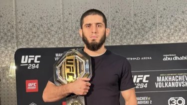 UFC чемпионы Ислам Махачев Алматыға келді