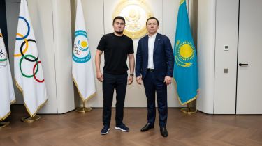Геннадий Головкин Мейірім Нұрсұлтановпен кездесті