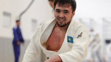 Елдос Сметов Қазақстанға оралды: ол Астана Гранд Слэміне қонақ ретінде қатысады