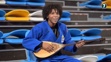 Дзюдодан бразилиялық Олимпиада чемпионы домбыра тартып көрді