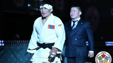 Моңғолиядағы қазақ дзюдошы Ёолк Кадербек әлем чемпионатының қола жүлдесін жеңіп алды