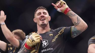 UFC: ауыр салмақта жаңа абсолютті чемпион анықталды