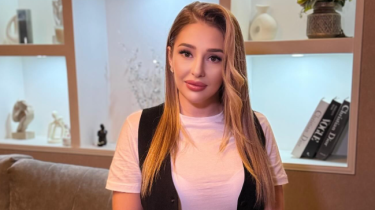 «Мені кемсітіп келеді»: Ангелина Лукас Президенттен көмек сұрады (ВИДЕО)
