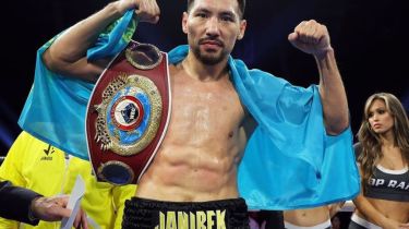 Жәнібек Әлімханұлы WBC белбеуінің иесін келеке етті