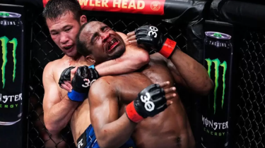 «Еш қиындықсыз жеңеді»: UFC аңызы Рахмонов пен Чимаев жекпе-жегі жайлы айтты