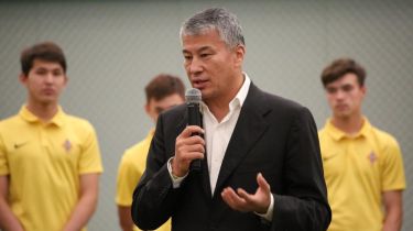 Белгісіз адамдар Қайрат Боранбаевтың Мәскеудегі бар мүлкін тартып алуға әрекет етіп жатыр