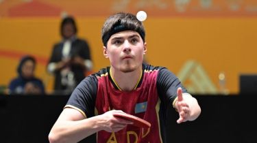 Алан Құрманғалиев Бейжіңде сенсация жасап, әлем чемпионын жеңді