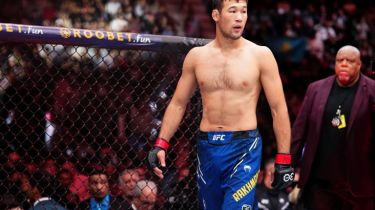 Шавкат Рахмонов UFC P4P рейтингінен шығып қалды