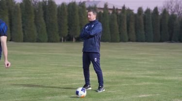 Қазақстан жастар құрамасының аға жаттықтырушысы отставкаға кетті