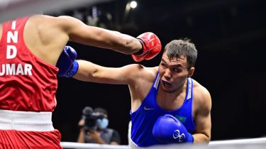 «Үнділерден өте алмады»: Әлем кубогында қазақ боксшылары жаппай жеңілді
