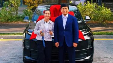 Назым Қызайбай жыл соңына дейін шұғыл ақша керек болғандықтан көлігін сатпақшы