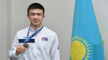 Күрес федерациясы әлем чемпионатында жүлде алған балуанды неге елеусіз қалдырды?