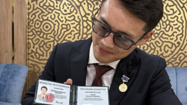 Еркебұлан Тоқтарға мемлекеттік атақтың берілуінің саяси астары бар ма?