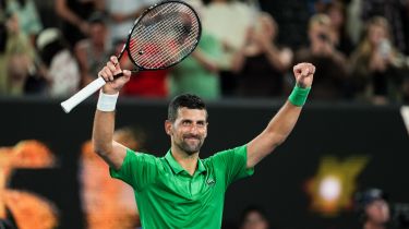 Новак Джокович Australian Open турнирінде 100-жеңісіне қол жеткізді