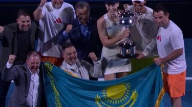 Қазақстан теннисіндегі рекорд: Рыбакина миллиардтан аса сыйақы алды