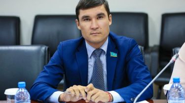 Қызметінен кеткен Серік Сәпиев министрге кеңесші болды