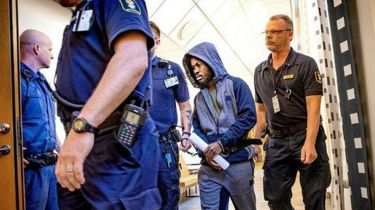 Өзбек клубы жас қызды зорлағаны үшін қамалған футболшыны қатарына қосты