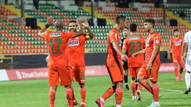 Түркияда футбол клубтарының 32 лауазымды тұлғасы ұсталды