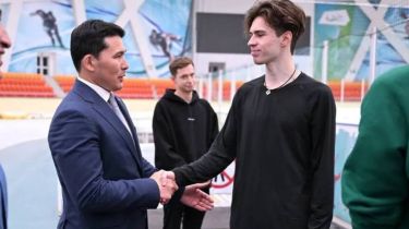 «Өзгенің жетістігіне жармасуды қою керек»: журналист министрге неге шүйлікті