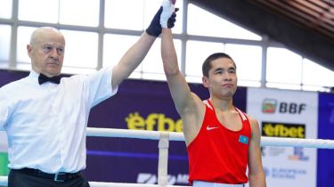 Бокстан Қазақстан-Өзбекстан дуэлі: Даниал Сәбит финалға жекпе-жексіз шықты