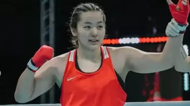 Қазақ қызы финалда өзбек боксшысын нокаутқа түсірді