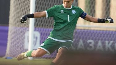 Қалмырза алаңнан қуылды: Украина Қазақстан жастарын тас-талқан етіп ұтты