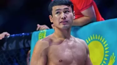 Еркебұлан Тоқтар қырғыз спортшысынан ойсырай жеңілді