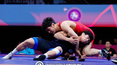 Азия чемпионаты: жартылай финалда күрескен қазақстандық төрт балуанның біреуі ғана финалға шықты