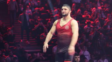 Абдулрашид Садулаев бес дүркін Еуропа чемпионы атанды