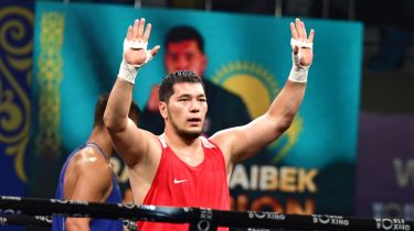 Айбек Оралбай Әлем кубогының екі дүркін жеңімпазы болды